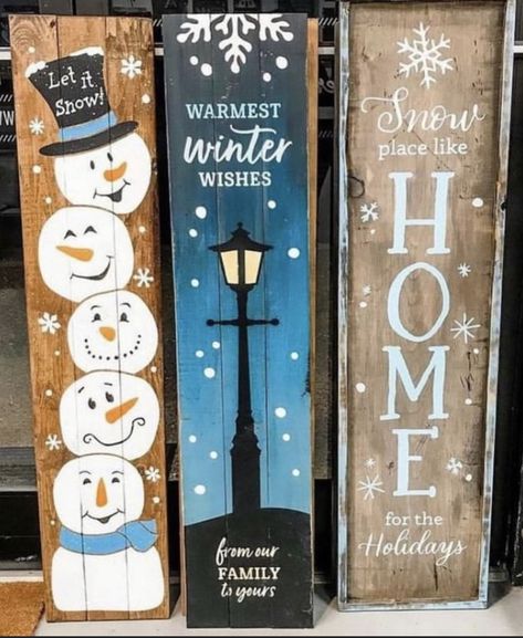 Diy Snowman Porch Sign, Christmas Porch Sign Ideas, Winter Door Leaner, Winter Porch Signs Diy, Snowman Porch Sign, Christmas Boards Signs, Christmas Decor Diy Cheap, Christmas Signs Diy, Christmas Decorations Diy Crafts