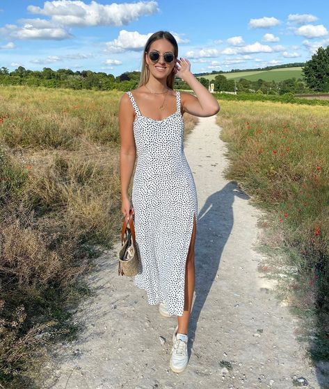 Countryside Dress, Zara Poplin Dress, Rainbow Sequin Dress, Denim Midi Dress, Embroidered Midi Dress, Ribbed Midi Dress, Zara Dress, Long Midi Dress, Street Style Outfit