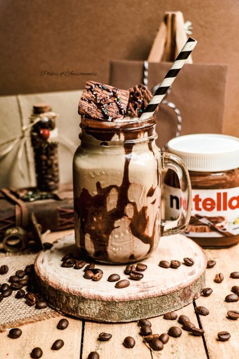 Icecream cold coffee shake photography Cold Coffee Aesthetic Photography, Nutella Shake Photography, Coffee Milkshake Aesthetic, Milkshake Aesthetic Vintage, Cold Coffee Photography, Milk Shake Aesthetic, Aesthetic Cold Coffee, Shakes Aesthetic, Frappe Aesthetic