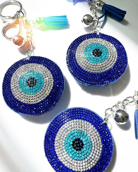 Oh la la! NEW✨ Crystal 🧿 Evil Eye Keychain Clips just added to the collection! 💎 available on my #etsy & website! ✨comment below for the direct link! #fashionablyprotected @freshalamode #evileye Eye Description, Evil Eye Crystal, Clip Keychain, Baby Birthday Gift, Crystal Keychain, Baby Birthday Gifts, Keychain Clip, Blue Evil Eye, Baby Birthday