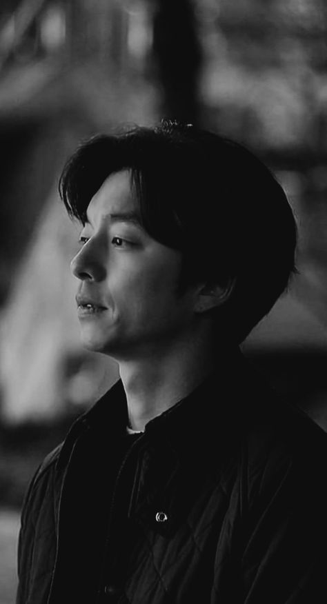 Gong Yoo Black And White, Gong Yoo Wallpaper Aesthetic, Gong Yoo Wallpaper Hd, Gong Yoo Boyfriend Material, Gong Yoo Wallpaper, Gong Yoo Goblin Wallpaper, Goblin 2016, Yoon Hyun-min, Korean Letters