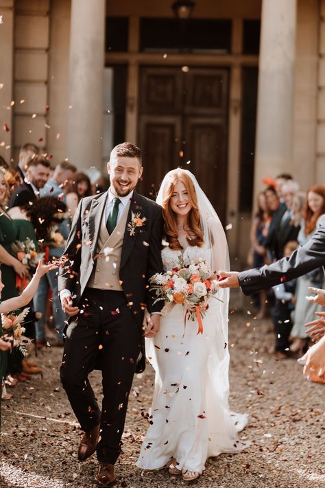 Nailing the Perfect Confetti Throw: Tips and Tricks for a Picture-Perfect Moment - Shropshire, Cheshire & Herefordshire Alternative Wedding Photographer Dye Free, Morning Wedding, Newborn Photoshoot, Instagram Worthy, Perfect Moment, Delphinium, Alternative Wedding, Wedding Looks, Wedding Tips