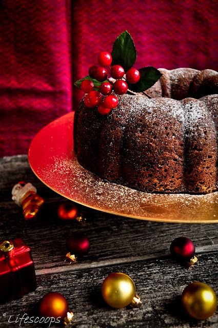 http://lifescoops.blogspot.com/2012/11/christmas-fruit-cake-with-rum-kerala.html Christmas Fruit Cake, Fruit Cake Christmas, Christmas Cake Recipes, Xmas Cake, Christmas Fruit, Plum Cake, Gingerbread Cake, Xmas Food, Christmas Goodies