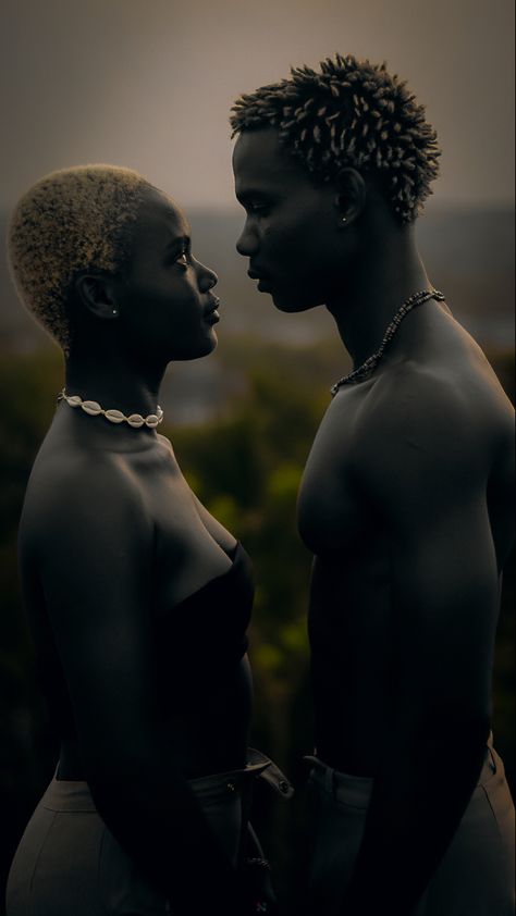 Black Love Photo Ideas, Black Man Wallpaper, Wallpaper Iphone Cute Black, Love Wallpaper Couple, Black Love Aesthetic, Black Relationships, Contemporary Movement, Art Black Love, Black Lovers