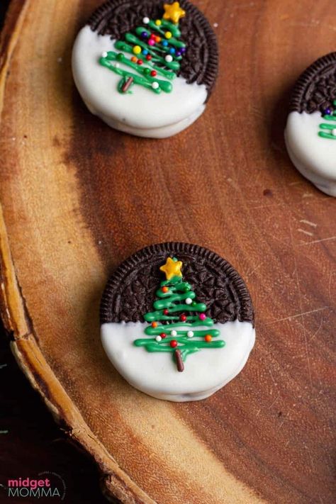 Christmas Oreos, Christmas Nibbles, Chocolate Christmas Tree, Joululahjat Diy, Christmas Tree Desserts, Christmas Bakes, Easy To Make Cookies, Xmas Treats, Make Cookies