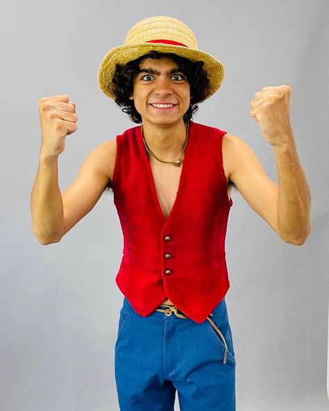 Inaki Godoy, Cosplay Costumes For Men, The Best Version Of Myself, Best Version Of Myself, One Piece Series, One Piece Crew, One Piece Luffy, One Piece (anime), Close To My Heart