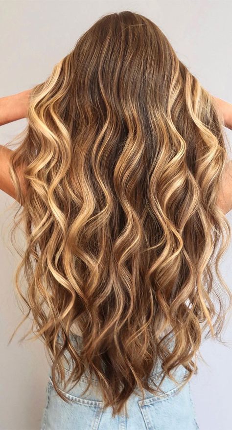 golden honey blonde for brunette, honey blonde hair color, honey blonde and wheat blonde, fall hair color Dark Blonde Hair Color Ideas, Wheat Blonde, Dark Blonde Ombre, Dark Blonde Bobs, 2024 Haircuts, Brunette With Blonde Highlights, Dark Blonde Highlights, Caramel Blonde Hair, Dark Golden Blonde