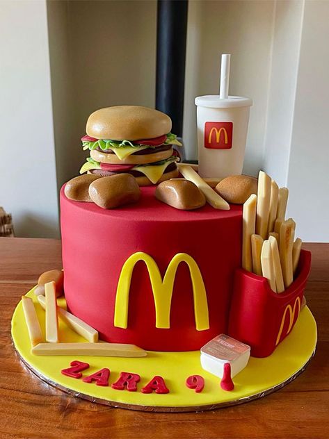 McDonalds cake, mcdonald's cake ideas, mcdonalds birthday cake, mcdonald's birthday cake uk, mcdonald's birthday cake design, mcdonalds inspired birthday cake, mcdonald's birthday cake 80s, McDonalds burger cake, McDonalds theme birthday cake Mcdonalds Cake, 80s Mcdonalds, Mcdonalds Burger, Mac Donalds, Baby 1st Birthday Cake, Leopard Print Cake, Bolo Panda, Burger Cake, Edible Flowers Cake