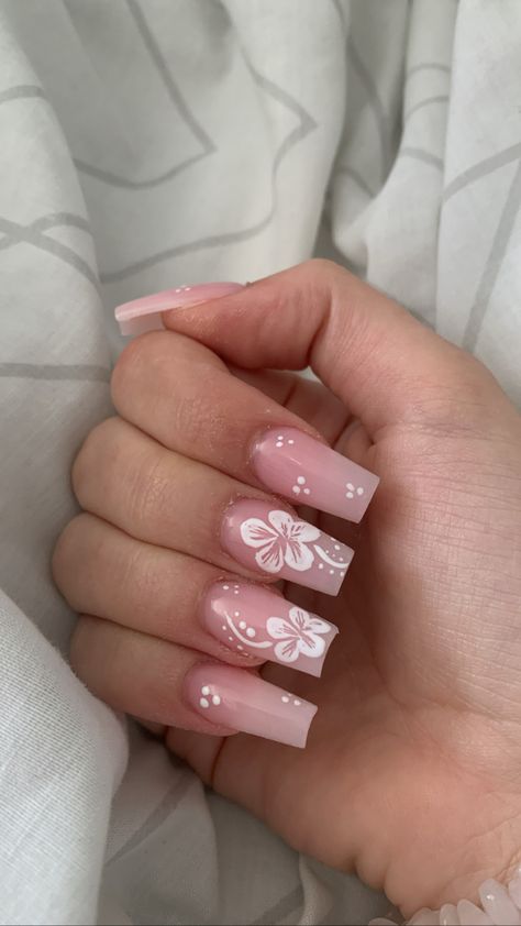 Classy Nail Inspo Aesthetic, Polygel Nails Design French Tip, Dominican Nails, Pretty Nail Designs Acrylics, Holiday Acrylic Nails, Girly Acrylic, Girly Acrylic Nails, Summery Nails, Vacation Nails