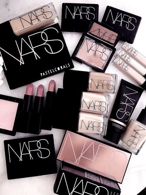 Image uploaded by bubbleguumm. Find images and videos about beauty, makeup and luxury on We Heart It - the app to get lost in what you love. Makeup Sephora, Makeup Advice, Colourpop Cosmetics, Makeup Guide, Makeup Tricks, High End Makeup, Affordable Makeup, Make Up Looks, Glowy Makeup