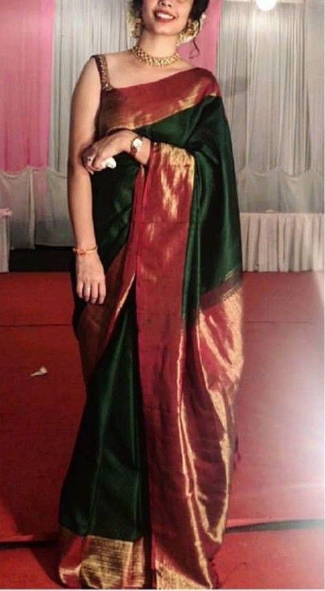 Trendy Wedding Sarees, Silk Saree Styles Wedding, Pattu Saree Look, Silk Saree Look Traditional, Saree Styles Wedding Traditional, Saree Styles Wedding, Latest Wedding Saree Collection, Green Kanjivaram Saree, Wedding Reception Boho