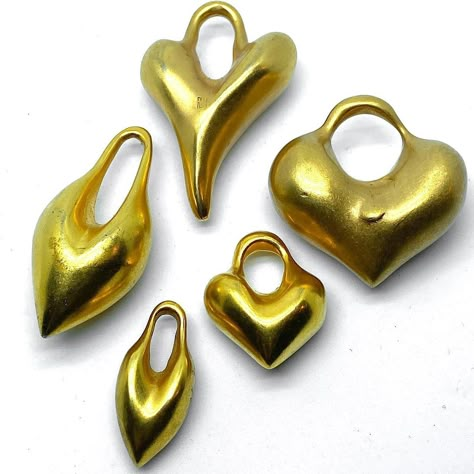 Robert Lee Morris Gallery on Instagram: “Just launched my first website to show and sell my archives and collection of ARTWEAR jewelry. Link in bio. Here we have Bruce Metcalf,…” 2024 Gold, Robert Lee Morris, Liquid Silver, Soft Heart, Large Heart, Architectural Details, Gold Line, Contemporary Jewelry, Vintage Costume Jewelry