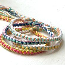 Adjustable Bohemian Hand-strung Friendship Bracelets, Bohemian Style Hand-strung Friendship Bracelets, Cheap Bohemian Hand-strung Friendship Bracelets, Hand-strung Hippie Friendship Bracelets, Bohemian Rainbow Hand-strung Friendship Bracelets, Bracelet Knots, Friends Show, Friendship Bracelet Patterns, Bracelet Patterns