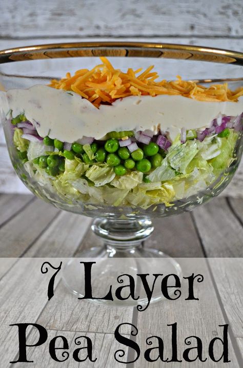 Ingredients: lettuce; hard boiled eggs; bacon; tomatoes; green onions; cheddar cheese; frozen peas, ½ cup mayo; ½ cup sour cream; 1 tbsp sug 7 Layer Pea Salad, Layered Pea Salad, Layered Salad With Peas, Miracle Whip Recipes, Nacho Salat, Whip Recipes, Recipes Side Dishes, 7 Layer Salad, Layer Salad