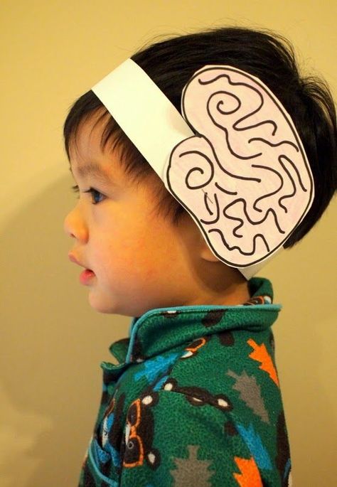 OMG I love this!!!! Let's learn about the brain! Make a brain headband My Body Unit Preschool, Human Body Montessori Activities, Brain Hats For Kids, Preschool Healthy Bodies Theme, Preschool Body Crafts, Brain Preschool Activities, Preschool Body Activities, Human Body For Preschool, My Body Art Preschool