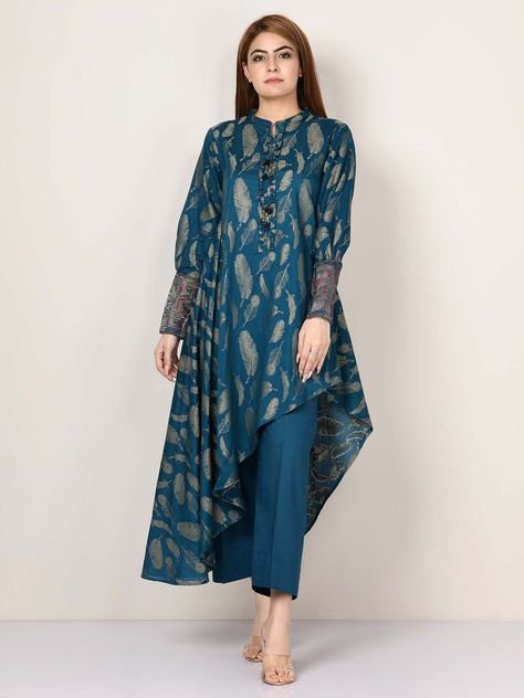 Western Outfits Women One Piece, Assymetrical Kurti Designs, Plaza Kurti Design, Full Sleeve Kurti Design, Frill Kurti Design, Western Kurti Designs Latest, Trouser Designs Pakistani, Embroidered Cuffs, Stylish Kurtis Design