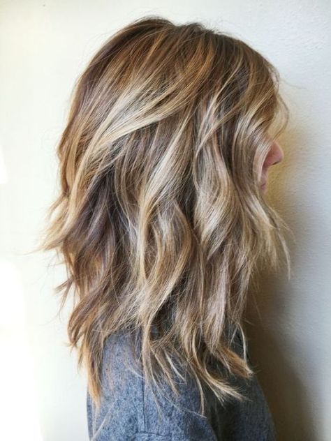 18 Perfect Lob (Long Bob) Hairstyles 2021 - Easy Long Bob Hairstyles - Hairstyles Weekly Wavy Hair, Hair, Blonde Highlights, Highlights, Length Hair, Medium Length, Blonde, Hairstyles