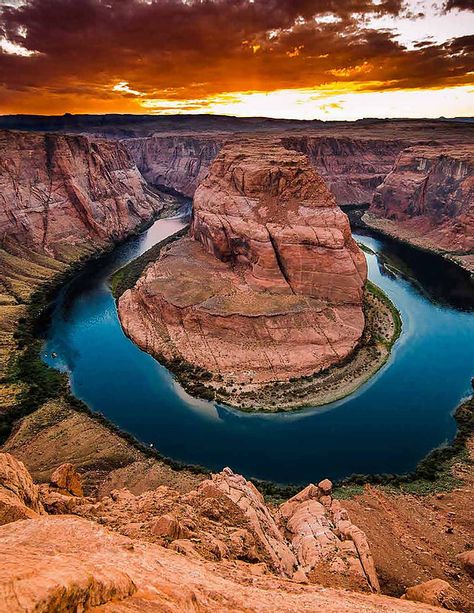 Marble Canyon, Turn The Page, Page Arizona, Lake Powell, Floating In Water, Wow Art, Paddles, Activities To Do, Horseshoe Bend