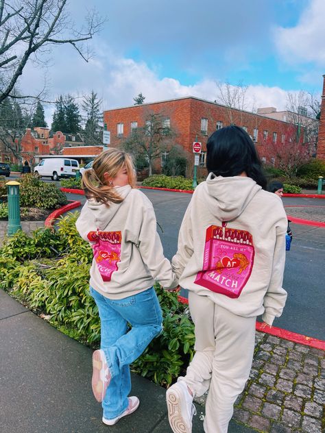 Sorority Sisters Aesthetic, Friend Pics, Matching Sisters, Sorority Sisters, Phi Mu, Matching Sweatshirts, Aesthetic Pics, Friend Pictures, Photo Inspo