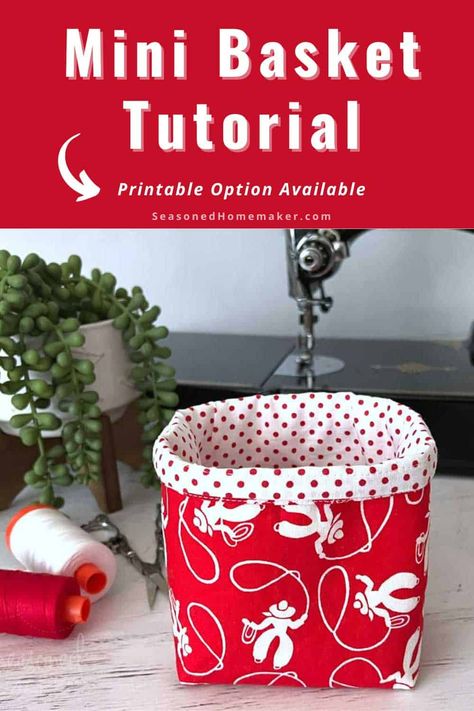 This Mini Fabric Basket Tutorial will help you kick sewing room clutter to the curb. These baskets are the perfect way to tidy up your sewing space. will help you kick sewing room clutter to the curb. These baskets are the perfect way to tidy up your sewing space. Quilted Crafts, Basket Sewing Pattern, Fabric Basket Tutorial, Mini Basket, Fusible Fleece, Flower Baskets, Fabric Basket, Sewing Space, Sewing Tutorials Free