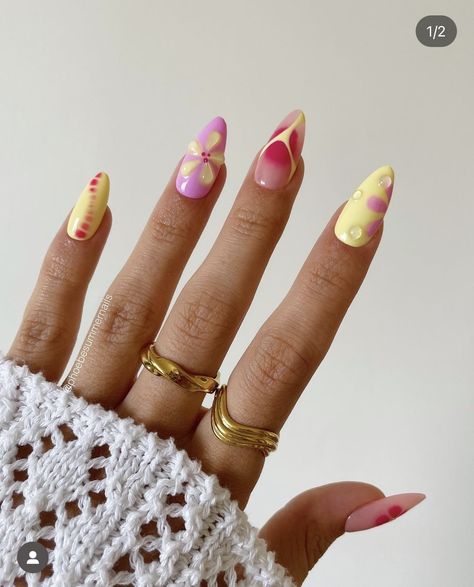 Summery Nails, Vibrant Nails, Dots Nails, Vacation Nails, Bright Nails, Beach Nails, Yellow Nails, Funky Nails, Pretty Acrylic Nails