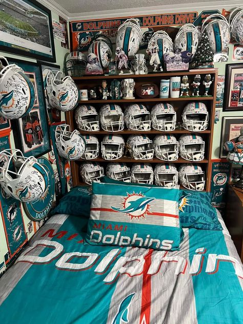 Miami Dolphins Aesthetic, Dolphins Aesthetic, Dolphins Wallpaper, Miami Dolphins Wallpaper, Cool Football Pictures, Football Room, Football Rooms, Miami Dolphins Logo, Dolphins Logo