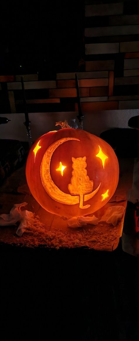 Moon Pumkin Carving, Moon Phases Pumpkin Carving, Star And Moon Pumpkin Carving, Pumpkin Dremel Carving, Moon Carved Pumpkin, Gothic Pumpkin Carving Ideas, Cat Moon Pumpkin Carving, Pumpkin Carving Intricate, Pumpkin Carving Moon And Stars