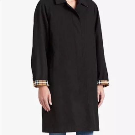 *** Burberry Camden Car Coat *** Cotton Polyester Fabric, Car Coat, Detachable Hood, Just In Time, In Time, Burberry, High Neck Dress, Collar, Signs