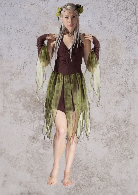 Fairy Tail Costumes, Forest Costume, Forest Fae, Wood Fairy, Cute Halloween Outfits, Wood Nymph, Fantasy Garb, Wood Nymphs, Fairy Outfit