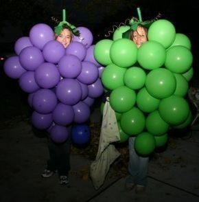 Grape Costume, Mummy Costumes, Balloon Costume, Grapes Costume, Food Halloween Costumes, Creative Halloween Costumes Diy, Fruit Costumes, Woman Costumes, Pirate Costumes