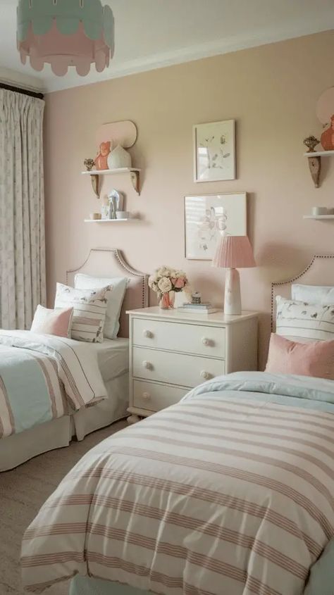 Bedroom With Twin Beds Ideas, 2 Sisters Bedroom, Twin Girl Bedroom Ideas, Room For Two Girls Sisters, Twin Beds Ideas, Beds In Small Rooms, Small Bedroom Ideas For 2 Sisters, Sister Room Ideas Shared Bedrooms, Bedroom With Twin Beds