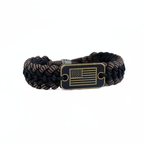 PRICES MAY VARY. [DURABLE MATERIAL] Made from high-quality 550 paracord, the Paracord Bracelet is not only a fashionable piece of jewelry but also a versatile survival tool in emergency situations, ensuring comfort and high durability in all circumstances, from daily activities to adventurous outdoor pursuits [MEANINGFUL GIFT] The addition of a USA flag charm serves to honor the spirit of freedom and bravery of the nation, creating a unique and meaningful accent for each bracelet [UNIQUE & DIVER Jeep Wrangler Doors, Paracord Accessories, Paracord Beads, Paracord Survival, Survival Bracelet, Paracord Bracelet, 550 Paracord, Military Veterans, Paracord Bracelets