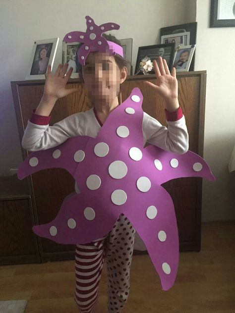 Ocean Animal Costumes Diy, Starfish Costume Diy, Star Fish Costume, Under The Sea Dress Up Ideas, Fish Costume Diy, Stingray Costume, Fish Costume Kids, Rainbow Fish Costume, Animal Costumes Diy