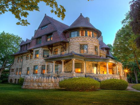 Day Trips From Chicago, South Bend Indiana, Northern Indiana, Historic Houses, South Bend, Historic Preservation, History Museum, Historic Homes, Day Trips