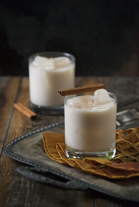 Boozy Homemade Horchata Cocktail | Relishing It Horchata Cocktail, Homemade Horchata, Horchata Recipe, Coconut Drinks, Delicious Cocktails, Cocktail Making, Classic Cocktails, Cocktail Drinks, Mocktails