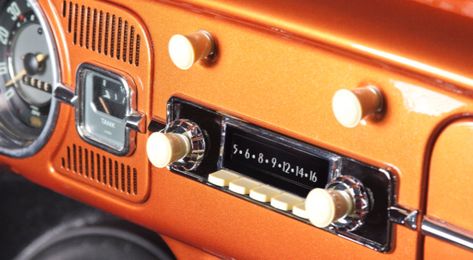 RetroSound® Hermosa Radio Vw Cars, Vintage Radio, Vw Bug, Vw Beetles, Retro Cars, Car Stereo, Car Audio, Car Interior, Car Radio