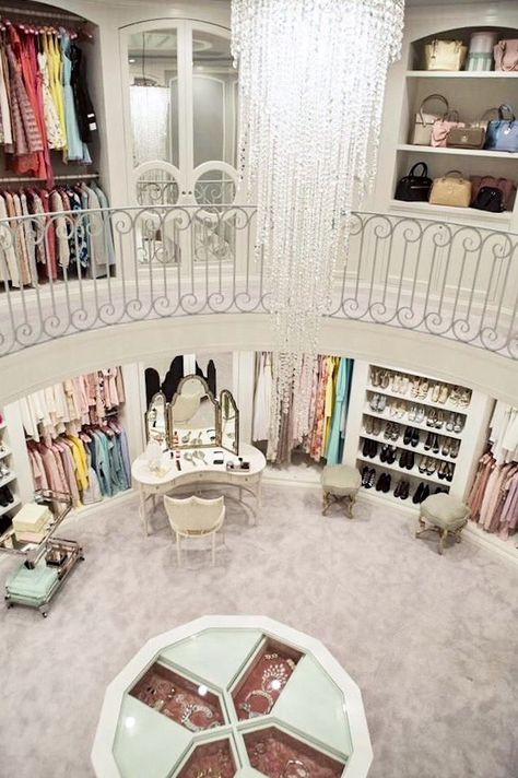 Chanel Oberlin’s Closet | Scream Queens Dream Closet Design, Dream Closets, Closet Inspiration, Closet Designs, House Goals, Closet Bedroom, Luxury Closet, Closet Design, Dream Rooms