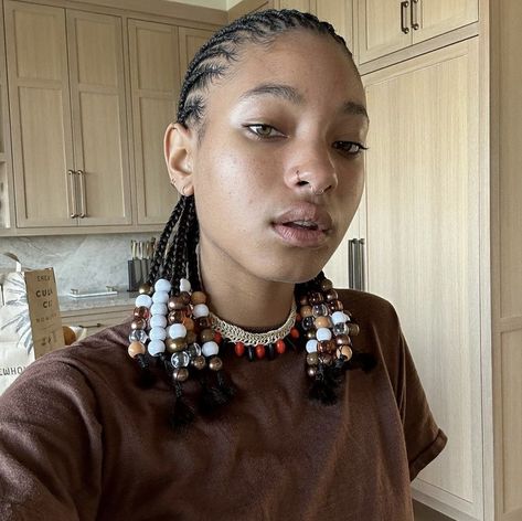 Punk Rock Princess, Willow Smith, Natural Curls Hairstyles, Hair Reference, Dream Hair, Hair Journey, Afro Hairstyles, Black Girls Hairstyles, Curled Hairstyles