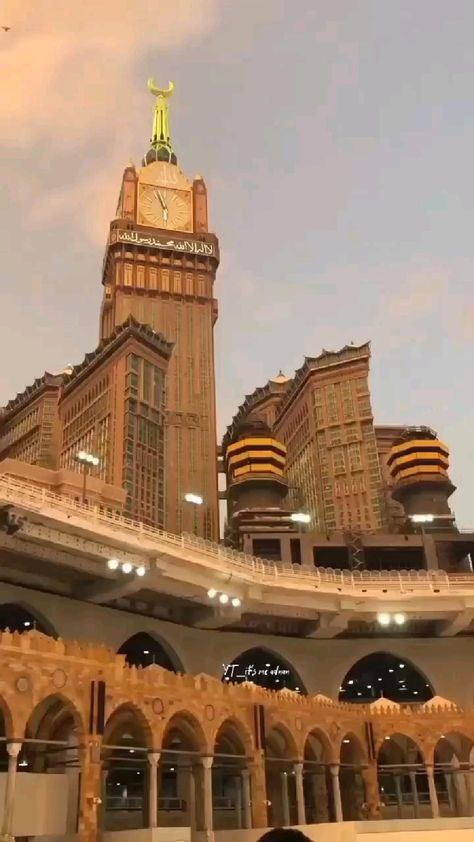 Mecca Sharif, Jumma Mubarak Beautiful Images, Qur'an Photography, Islamic Nasheed, Beautiful Quran Verses, Muslim Pictures, Karbala Photography, Love In Islam, Best Islamic Images