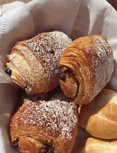 Croissants Breakfast, Croissant Aesthetic, Devney Perry, Breakfast Aesthetic, Chocolate Croissant, Food Critic, Weird Food, Cafe Food, Pretty Food