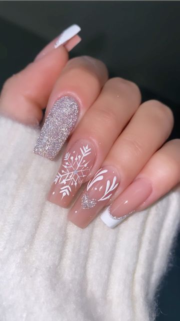 #BEAUTY, #RELATIONSHIPS #Fashion #Animals #Outfits #Winter Outfits #Animals Fancy Winter Nails, Pretty Christmas Nails Acrylic, Fancy Christmas Nails, Snow Nail Designs, Winter Snow Nails, Snow Nails Winter, Christmas Naildesign, Winter Nails Acrylic, Christmas Gel Nails