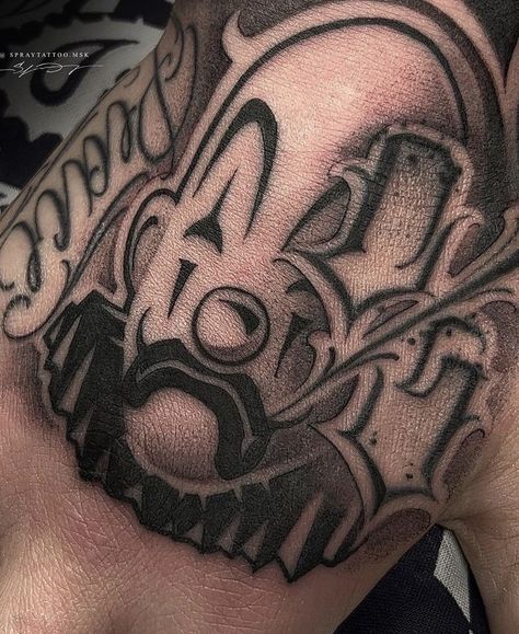 909 Tattoo, Surenos 13 Tattoo, Most Hated Tattoo, Chicano Tattoo Drawings, Small Chicano Tattoos, Cholo Style Tattoo, Chicano Hand Tattoo, Cholo Tattoos, La Tattoos Ideas