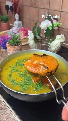 Daal Tadka, Chicken Starter Recipes, Spicy Snacks Recipes, Chana Dal, Healthy Indian Recipes, Breakfast Recipes Indian, Vegetarian Fast Food, Tastemade Recipes, Indian Cooking Recipes