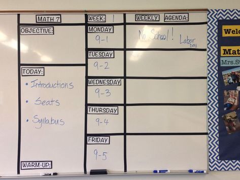 Objective Board High School, High School Objectives Board, Classroom Desk Arrangement Middle School, Teacher White Board Ideas High Schools, School Whiteboard Organization, Classroom Objectives Display Whiteboard, 3rd Grade Whiteboard Ideas, Middle School Whiteboard Set Up, Whiteboard Setup Classroom