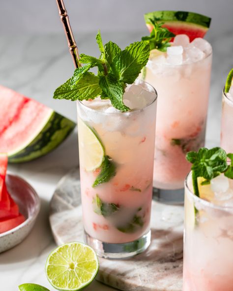 fattributes Watermelon Coconut Mojito, Alcohol Calories, Mimosa Drink, Mojito Recipe Classic, Carbs List, Classic Mojito, Coconut Mojito, Pineapple Watermelon, Coconut Drink