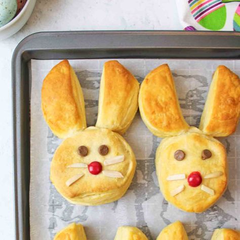 Bunny Biscuits Easter, Bunny Biscuits, Garlic Red Mashed Potatoes, Canned Green Bean Recipes, Red Skin Mashed Potatoes, Cake Mix Banana Bread, Easy Easter Recipes, Apple Pies Filling, Seasonal Food