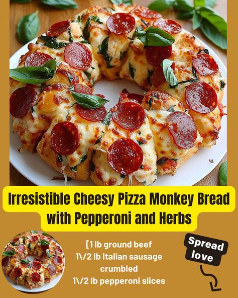 Irresistible Cheesy Pizza Monkey Bread with Pepperoni and Herbs Pepperoni Monkey Bread, Pizza Monkey Bread, Cheesy Pizza, Pizza Flavors, Bread Ingredients, Homemade Biscuits, Monkey Bread, How To Cook Sausage, Looks Yummy