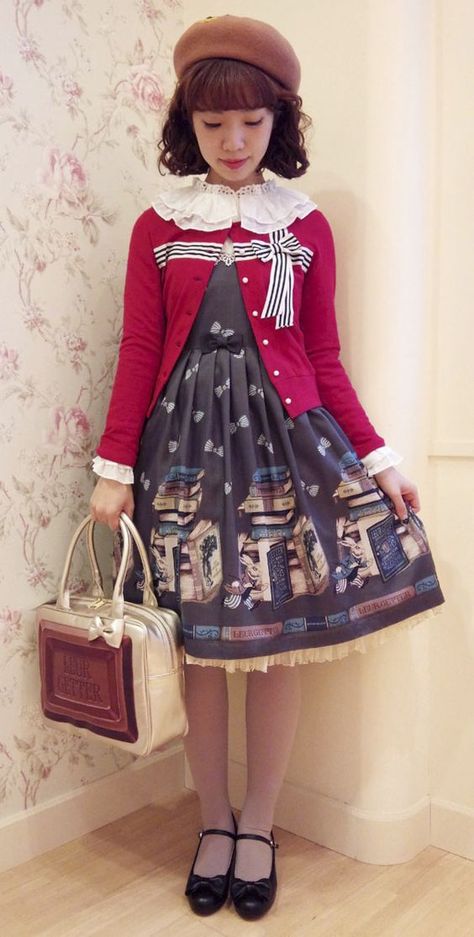 Otome Kei Outfits, Otome Kei Fashion, Otome Fashion, Otome Kei, Harajuku Street Fashion, Dolly Kei, Harajuku Street, Harajuku Fashion Street, Harajuku Girls