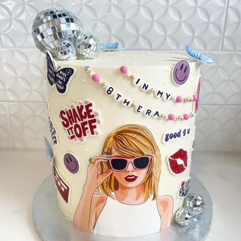 A back-to-back feature of a @TaylorSwift cake. It's incredible! I adore every detail of this cake! Outstanding work, @_themadbatter! 👏🎂  Swifties, what's your take? 🌟  . . . #TaylorSwiftCake #CakeArtistry #CreativeBaking #taylorswift #taylornation #icingsheets #trendycake #edibleimagecaketopper #edibleimagecaketoppers #edibleimage #edibleimages #cakedecorator #cakedecorating #cakedecoratorsofinstagram #edibleprints #edibleprint #edibleprintcakes Taylor Swift Cake Ideas Birthday 12, Swiftie Cake Ideas, Eras Tour Cake Ideas, Taylor Swift B Day Cake, Taylor Swift Birthday Party Cake, Taylor Swift Eras Cake Ideas, Simple Taylor Swift Cake, Swiftie Birthday Cake, Taylor Swift Cake Topper