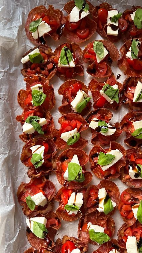 Salami Appetizers, Samantha Montgomery, Party Bites, Natalie Cole, Snack Foods, Holiday Appetizers, Recipe Boards, Christmas Appetizers, Nailed It